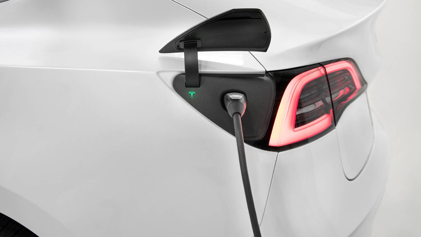 Tesla NACS Charging Inline