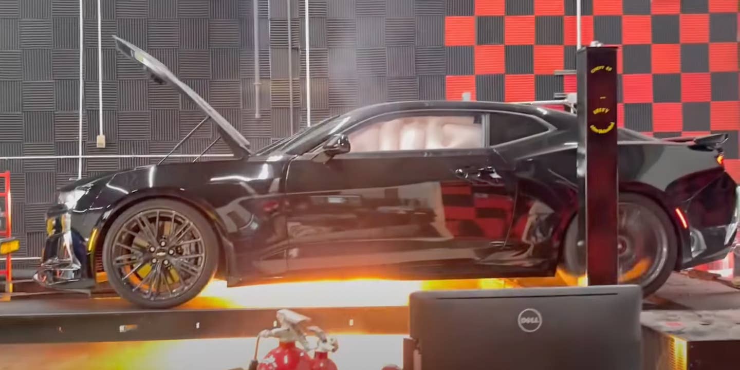 Watch an 800-HP Chevy Camaro Grenade Itself on the Dyno